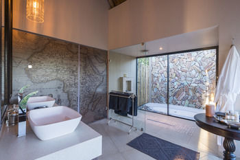 Am Lodge Hoedspruit Extérieur photo