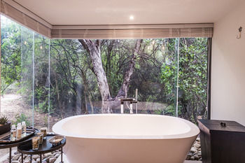 Am Lodge Hoedspruit Extérieur photo