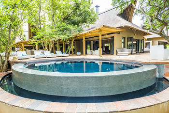 Am Lodge Hoedspruit Extérieur photo